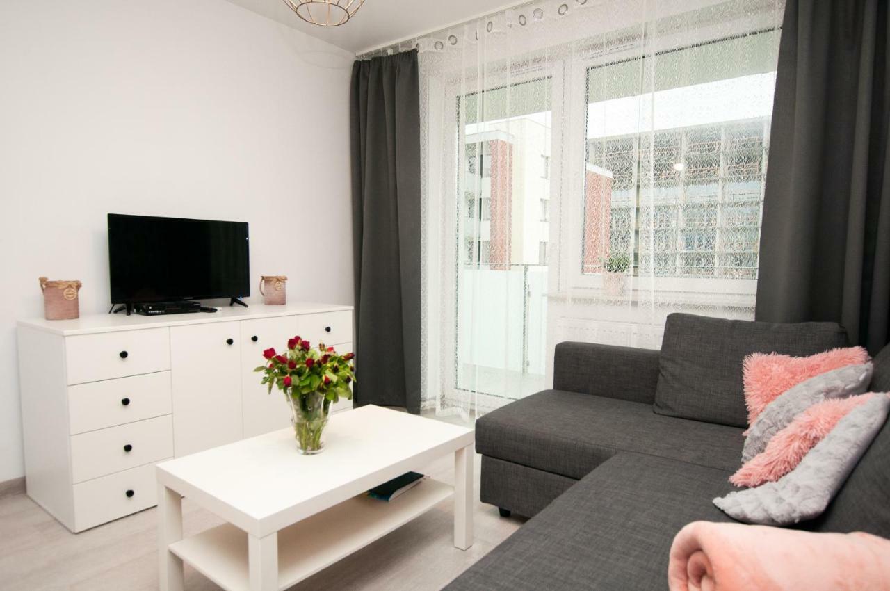 Apartament 28