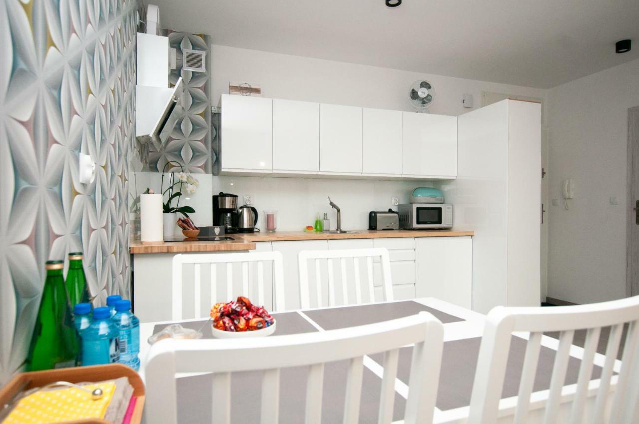 28 Apartament